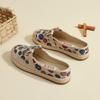 Old Beijing Cloth Shoes Middle Old Mother Cloth Shoes Flat Bottom Middle Embroidery Pattern Casual Versatile Cloth Shoes