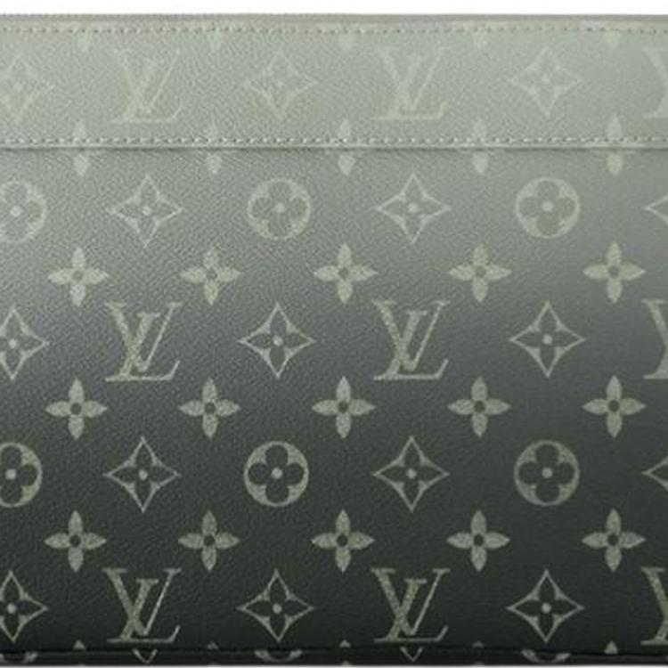 Louis Vuitton Pochette Voyage Letter Logo Zipper Toiletry Bag Leather Clutch Men bags Khaki-Green M11545