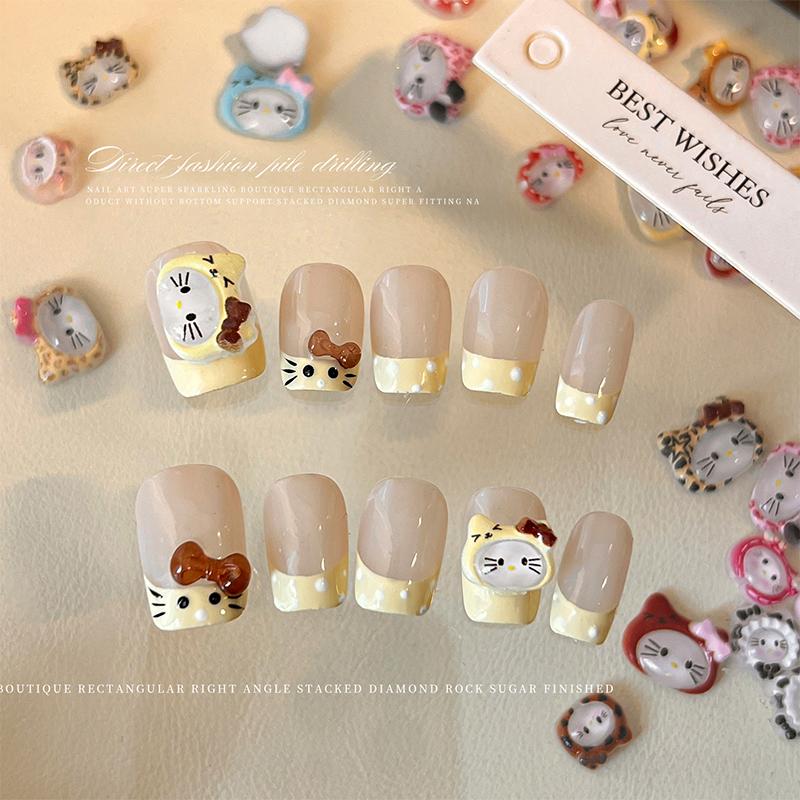 10Pcs/Bag 3D Cartoon Hello Kitty Nail Charms Mixed Resin Kitty Cat With Bowknot Nail Art Decoration Kawaii Glittery Kt Nail Part