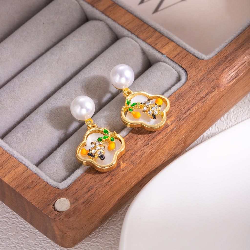 Panda Bamboo Leaf Diamond Pearl Earrings Female, Advanced Sense Super Immortal Temperament Persimmon Ruyi Earrings