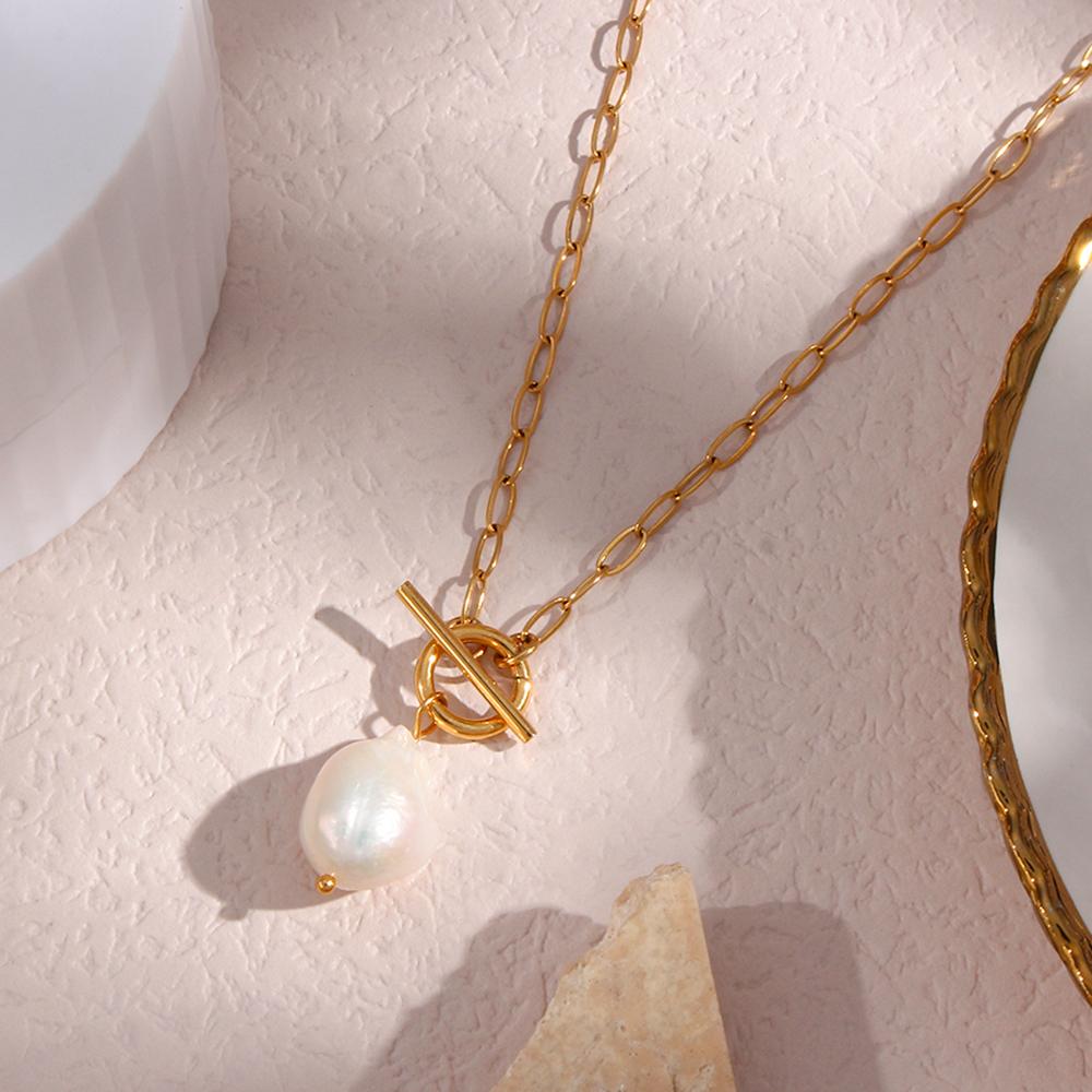 MamacitaSlay Elegant Baroque Freshwater Pearl Pendant Necklace OT Buckle 18K Gold Plated Waterproof Stainless Steel Necklace