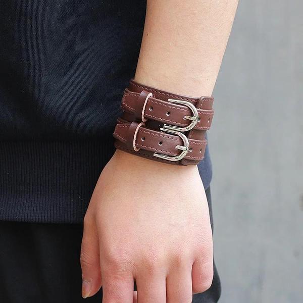 Fashion Male Leather Bracelet Friendship Big Wide Bracelet for Women Men High Quality Buckle Adjustable Bracelet Vintage Punk Jewelry Gifts