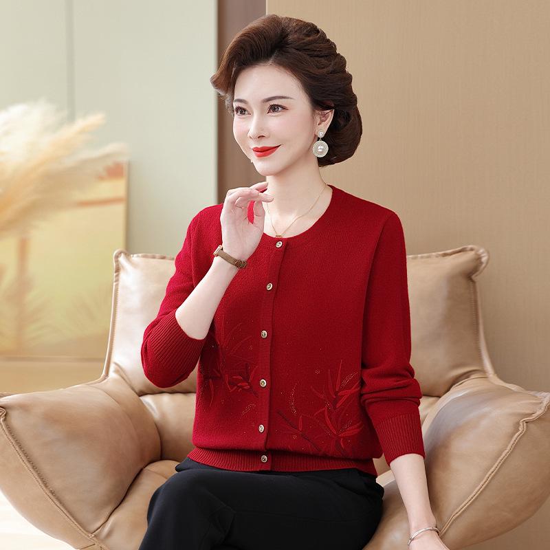 Mom's Elegant Embroidered Wool Cardigan - Stylish Knit Sweater for Middle-Aged and Elderly Women, Perfect for Spring and Autumn.