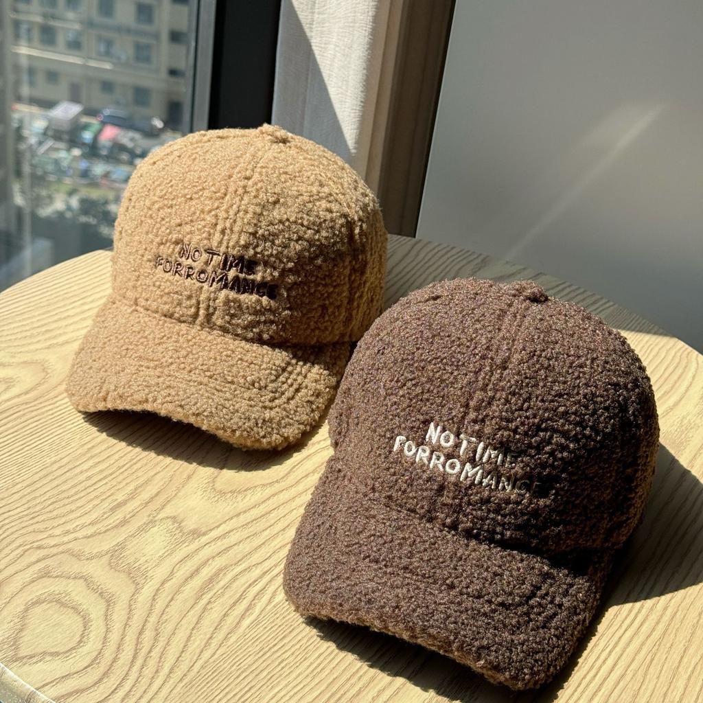 New Hat for Women in Autumn and Winter Thickened and Warm Lamb Wool Korean Version Fashion Versatile Duck Cap Student Plush Baseball