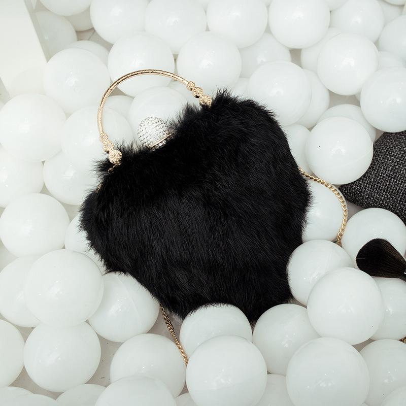 Trendy plush bag autumn and winter fashion new women's fur bag simple heart rabbit hair small bag