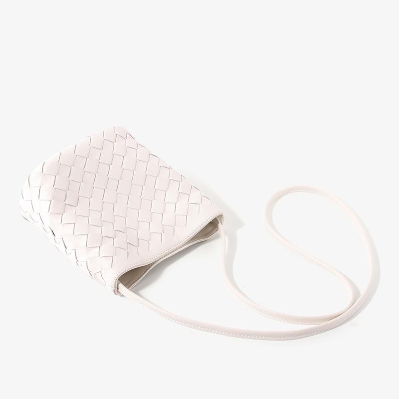 Fashionable Sheepskin Bag for Women New Genuine Leather Women's Bag Woven Bag Simple and Versatile Small Bag One Shoulder Crossbody Bag