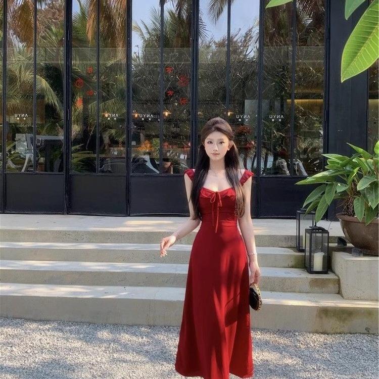 Gentle wind white suspender halter dress children's summer 2026 new seaside film fairy beautiful long dress