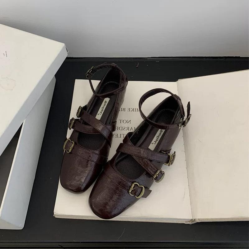 Single shoes women's new spring women's shoes retro small leather shoes shallow mouth Mary Jane shoes inner height increase heels fashion
