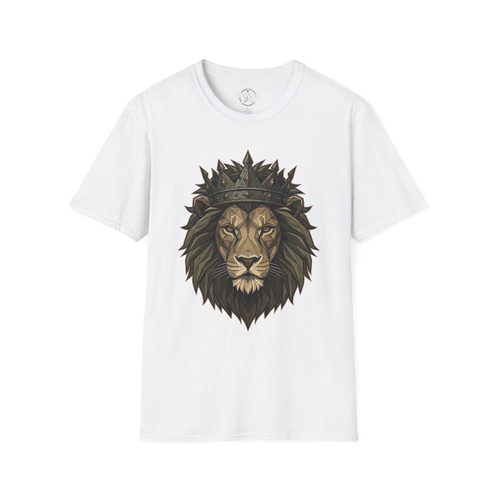 Regal Lion Head T-Shirt Crowned Lion Graphic Tee M