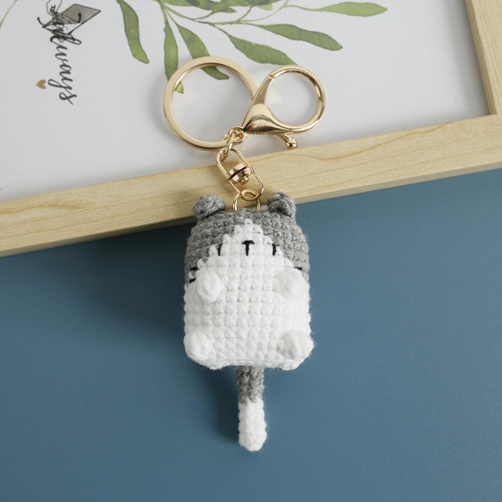 Hand-woven Cute Cat Keyring Crochet Cute Animal Pendant Lovely Exposing Belly Cat Keychain  Gifts