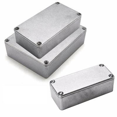 Caixa Elétrica de Metal Prata Tampa Altura Mm