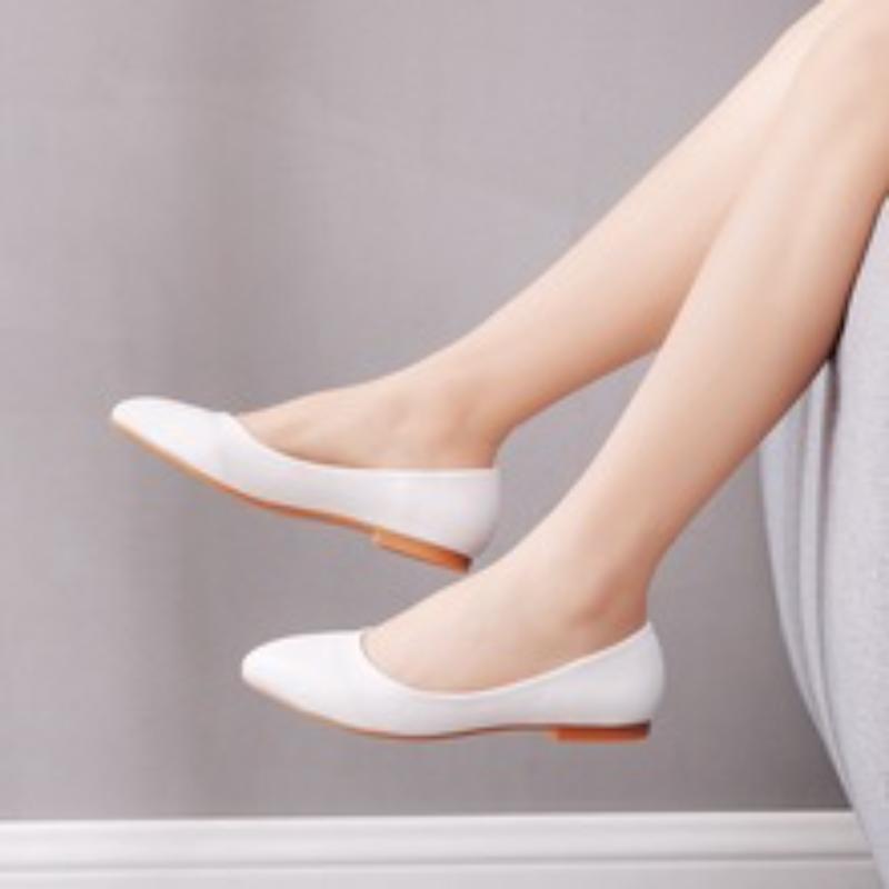 Soft Soled Work Shoes Women's Black Pointed Flat Shoes Shallow Comfort Casual Shoes Luxury Designer Footwear Zapatos De Mujer 43