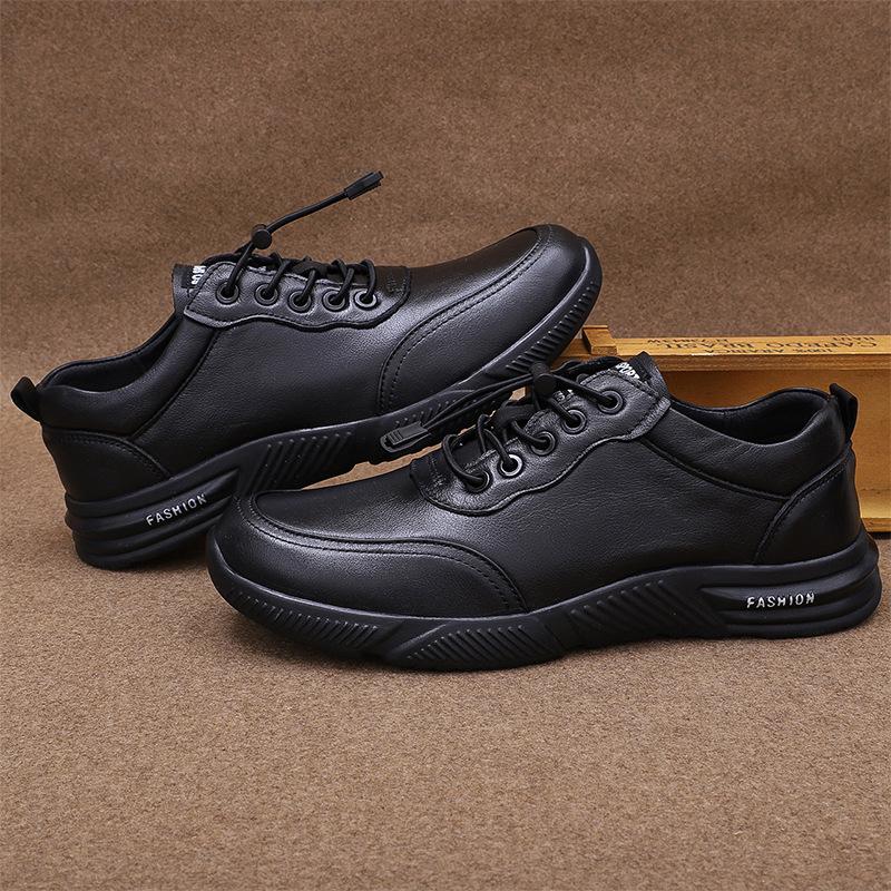 New Men's Casual and Versatile Leather Shoes Top Layer Cowhide Soft Leather Soft Sole Sports Shoes Running Shoes Outdoor Men's Shoes