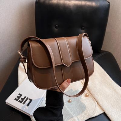 Kleine Leren Zadel Okseltassen voor Vrouwen Zomer Ketting Schouder Crossbody Tas Dames Vintage Onderarm Handtassen Vrouw
