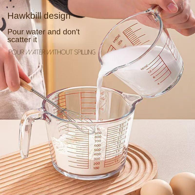 

Стеклянный мерный стакан большой емкости со шкалой, ручкой, мл, метром, бытовой, термостойкий, кухонный, для молока, выпечки, взбивания яиц, миска 1000ML