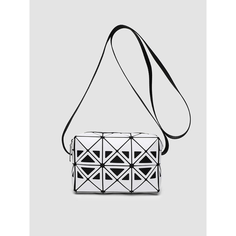 

Модная мини-сумка для фотоаппарата с квадратным вырезом и геометрическим узором, сшитая, на одно плечо белый