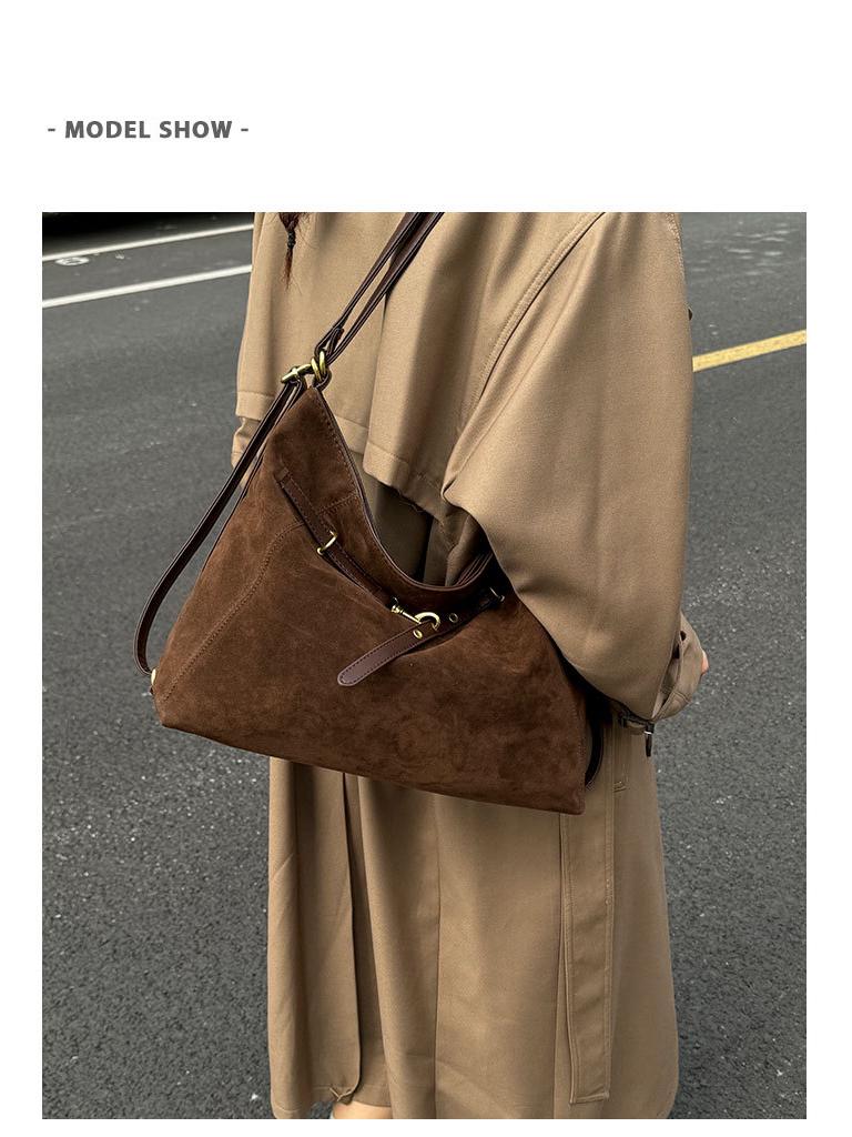 2024 Retro Fashion Large Capacity Women's Frosted Tote - Versatile Autumn/Winter Shoulder Bag