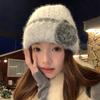 Spring and autumn warm three-dimensional flowers versatile big head circumference showing small face knitted hat woman