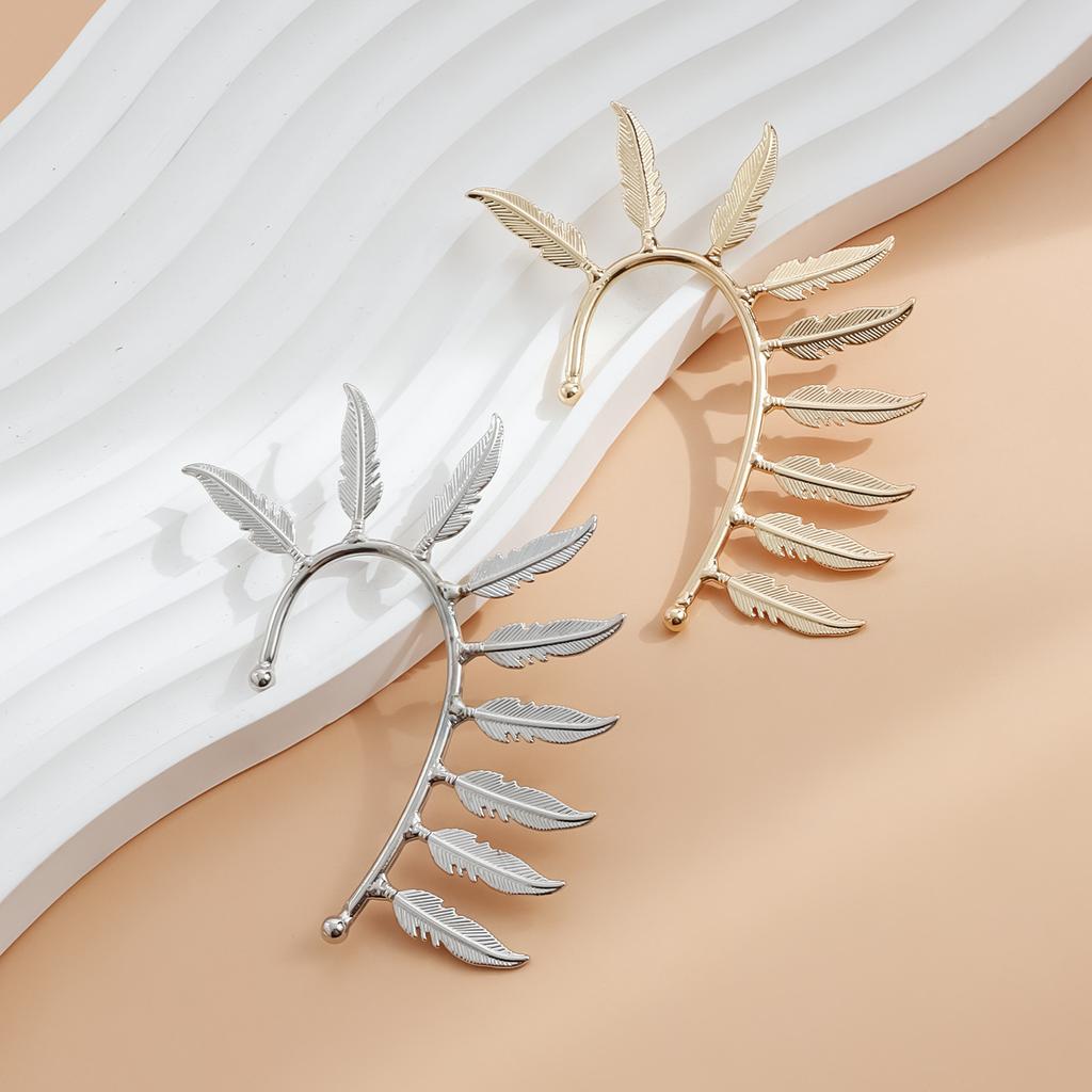 Metal Feather Ear Hanging, Integrated Ear Clips Without Ear Piercings, Exaggerated Design Earrings