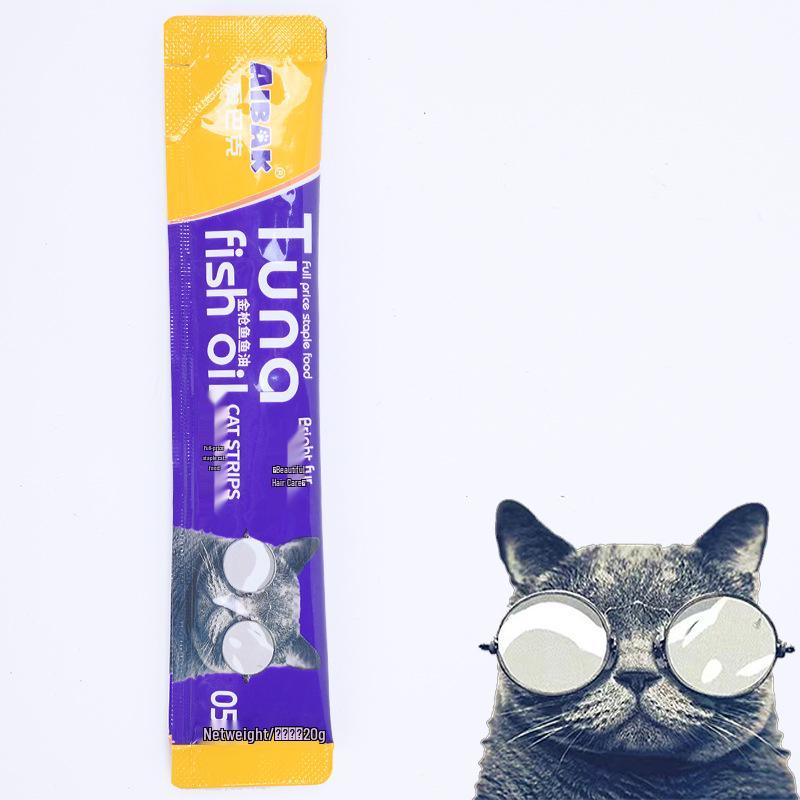 Nutritional Cat Treats: Fresh Sealed Wet Food Sticks and Pouches