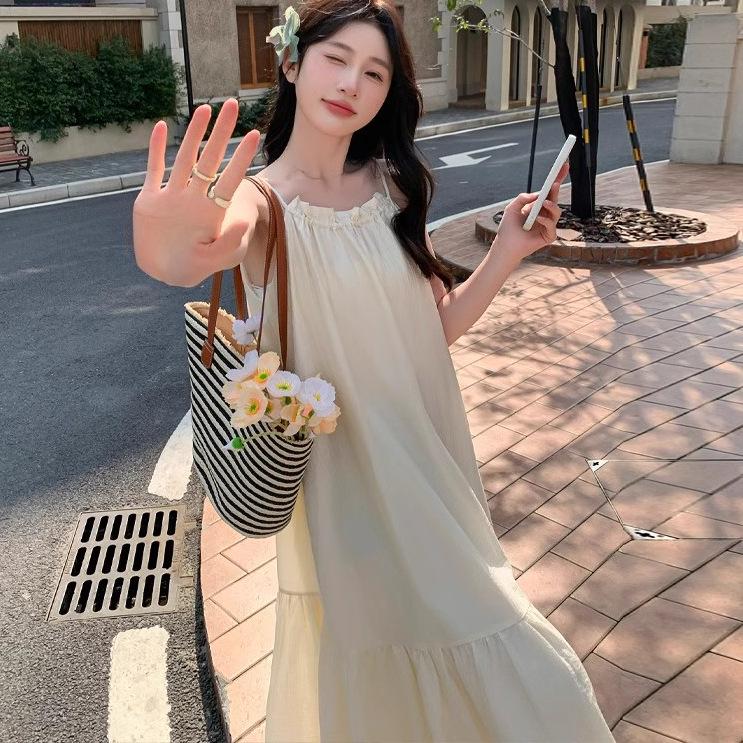 Loose Waist Off-Shoulder Camisole Dress - Women's Summer A-Line, High-End, Vacation Style, Super Fairy, Long Dress.