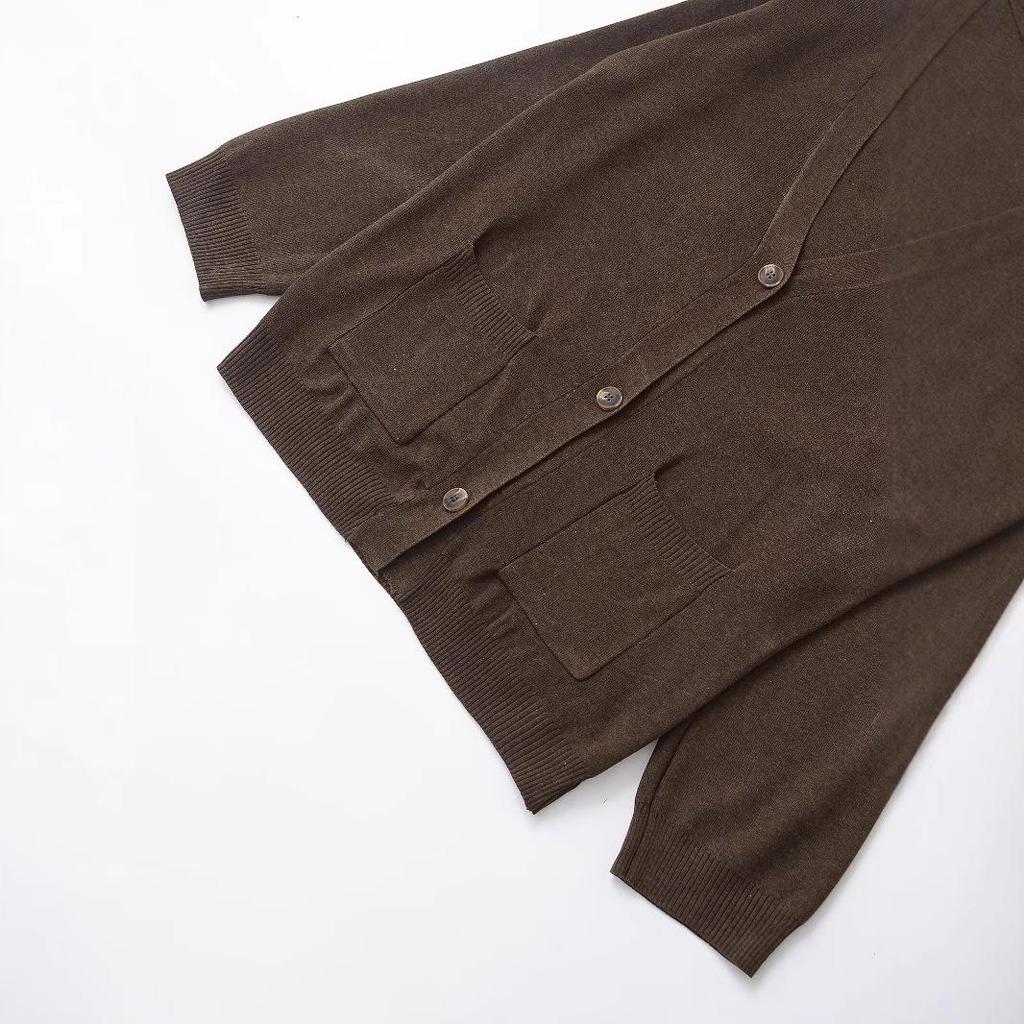 2024 Winter Women's European & American Style Fashionable Versatile Knitted Cardigan