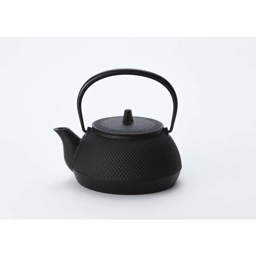 Iwachu Iron Kettle, Black Finish, 0.65L, Iron Kettle/Teapot, 5-Type New Arare, Induction Compatible, 12822