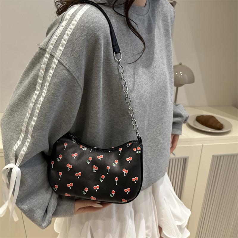 * Product title, casual bag women's 2025 new cute little flower shoulder bag, Korean version of foreign style underarm bag retro