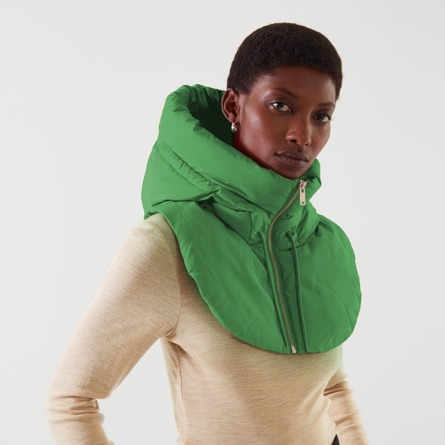 

Европа и США Женская мода Одежда Аксессуары С капюшоном Ложный воротник Маленький жилет Плечи Ms. Воротник-нагрудник L зелёный