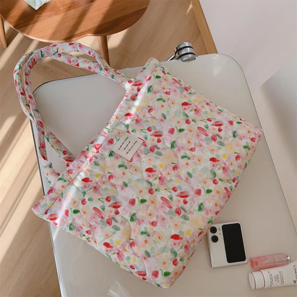 Cotton Floral Tote Bag for Women  Handbag Trendy Chic Puffy Top Handle Bag Quilted Padded Shoulder Bag Designer Shopper Bags
