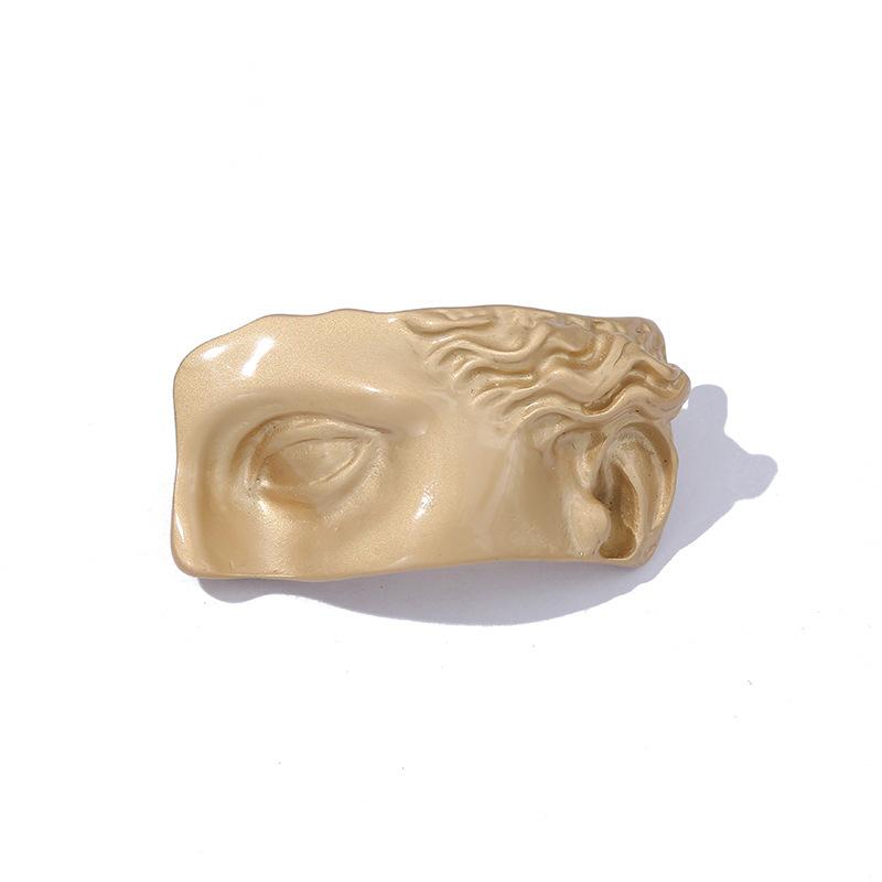 Thousands And Thousands Of People'S Avatar Brooch Gold Half Face Fashion Suit Accessories Women'S Pin