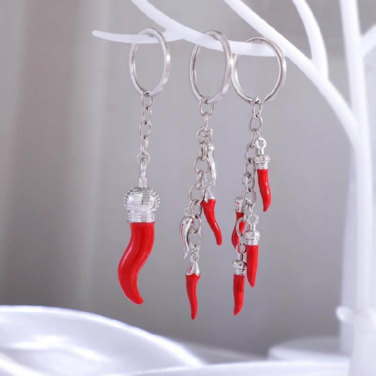 Živý klíčenka s rohem chilli Zábavná dekorace na tašku Odolný klíčenka ze slitinového materiálu