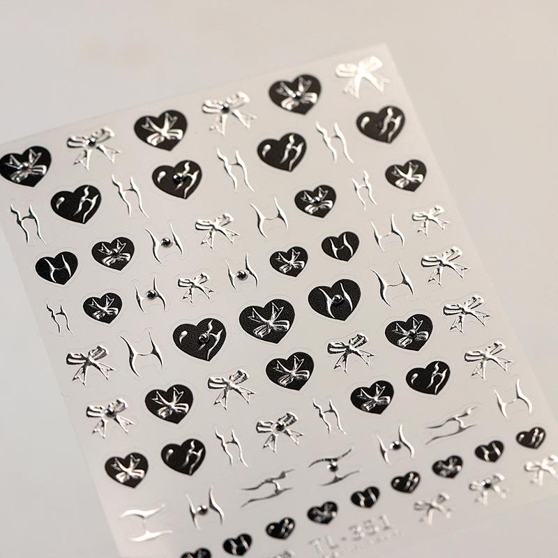 

TENSOR TL351 Silver Dot Heart Sticker - Exquisite Nail Art Hot Stamping Style