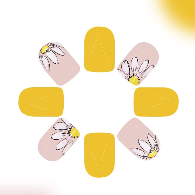 24 Stück Kurze quadratische Press-on-Nägel Gelbe Falschnägel mit Blumenmuster Glänzendes Finish Künstliche Nägel für Damen