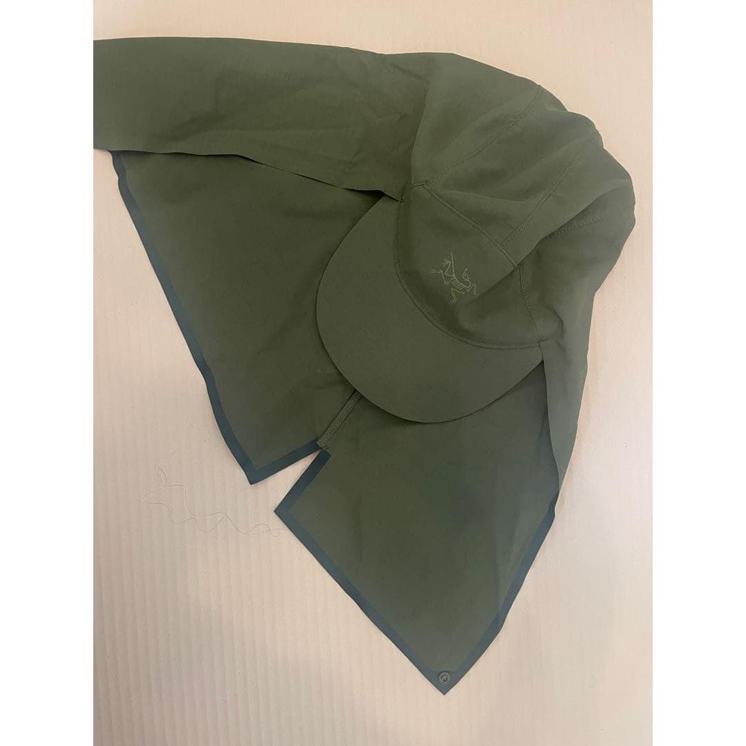 Used ARC TERYX Cap with sunshade