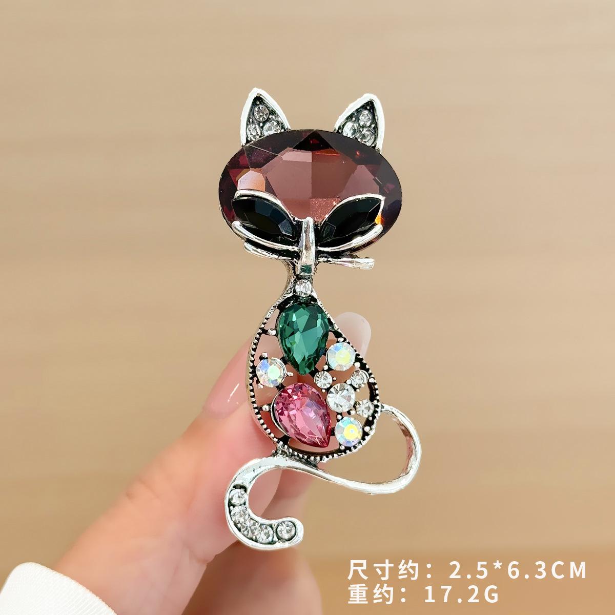 

Брошь со стразами в виде коричневого кота, персонализированная, креативная, для котенка, корсаж, аксессуары для костюма, булавка для воротника, прямая