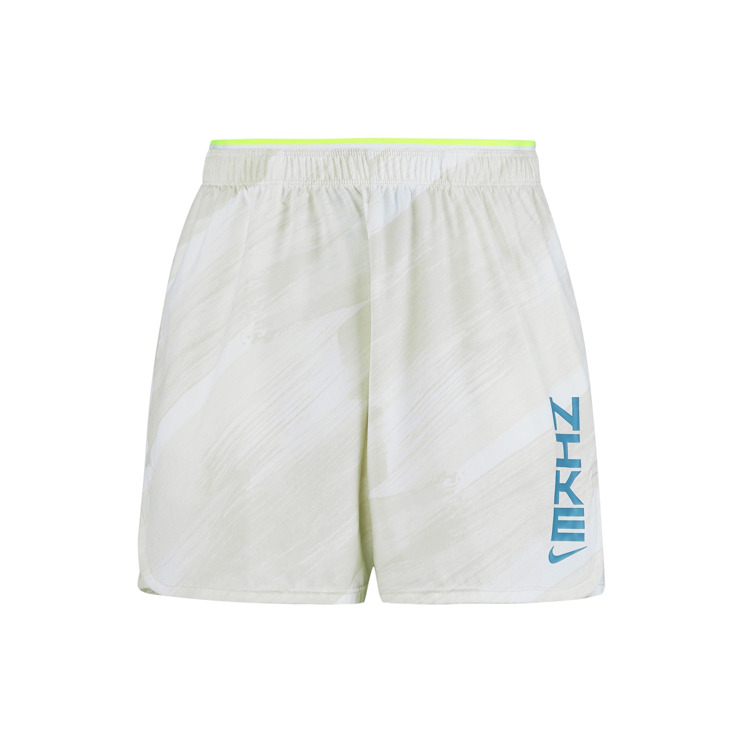 Спортивные шорты Nike мужские хаки средние DD1718-100 XXL
