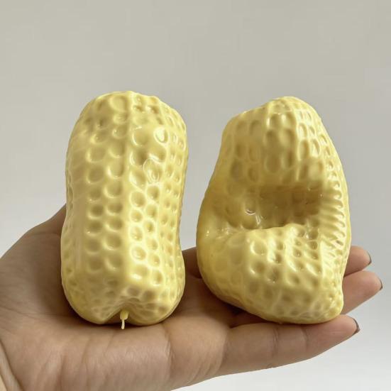 Pinch Toy with Peanut Shape Stress Relief Toy Soft Squeeze Sensory Fidget Toy Non-Sticky Desktop Ornament for Kids Adults