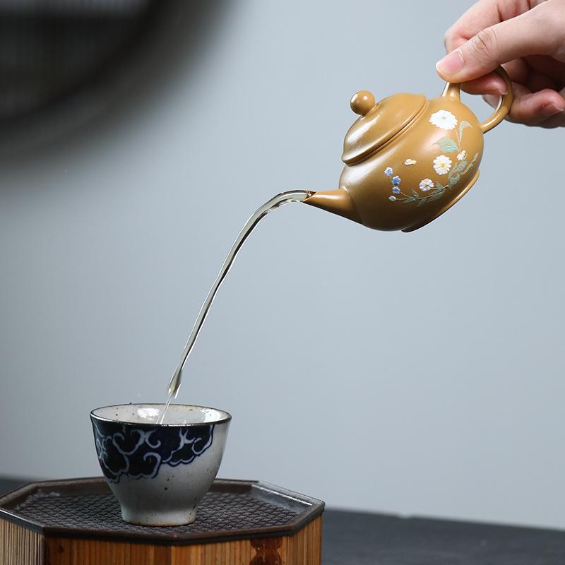 110ml Yixing Lila Ton Teekanne Traditionell Handgefertigt Blumenmuster Teekanne Schöne Kanne Chinesisches Zisha Teegeschirr Teezeremonie Geschenke