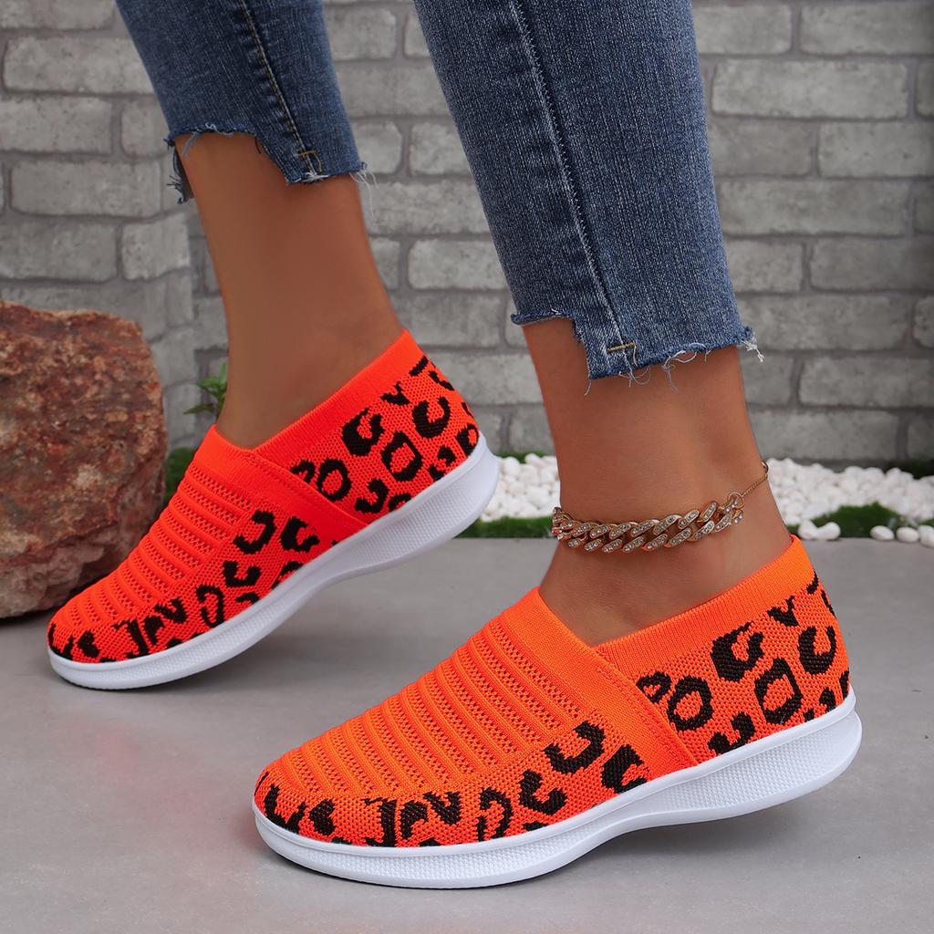 Large size single shoes women's new fly-woven sports single shoes European and American mesh breathable one-pedal lazy women's shoes