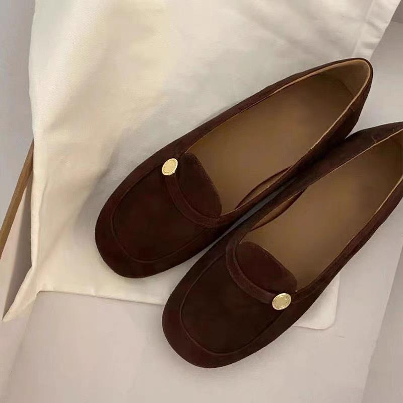 

New matte retro versatile simple flat bottom shallow mouth leather casual metal buckle single shoes women 40 чёрный