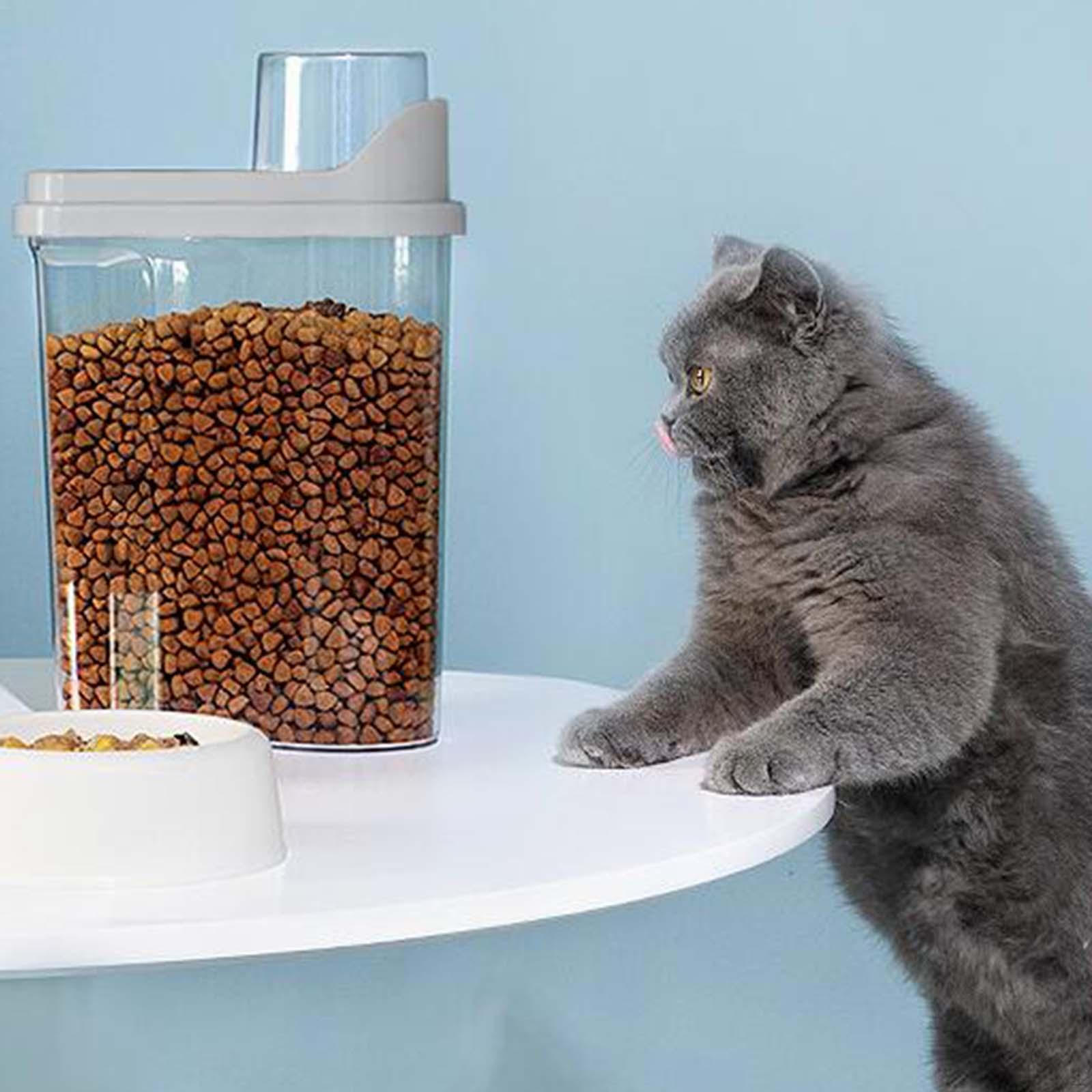 Food Storage Container - Secure Airtight Bin for Dog and Cat Treats серый