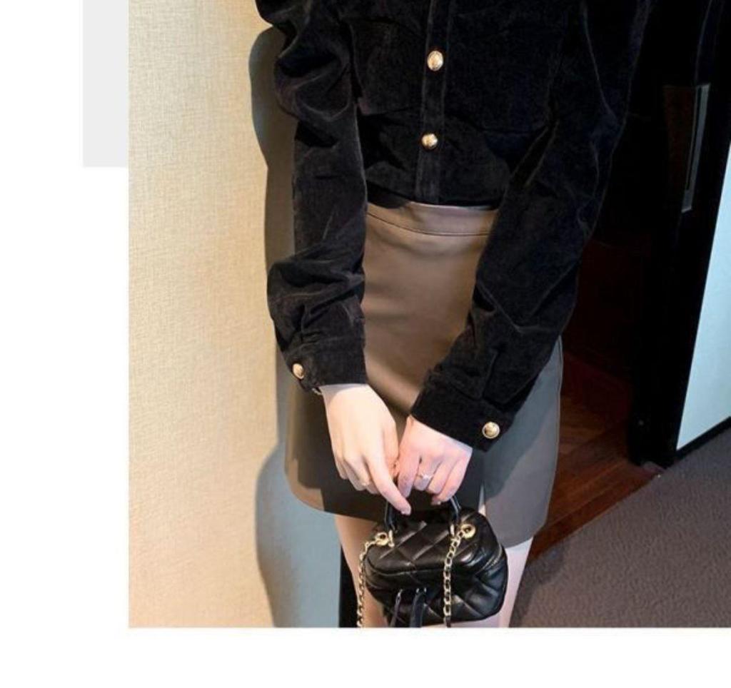 Women's Chic Black Velvet Puff Sleeve Top - Retro Court Style, Designer, Plus Velvet, Perfect for Autumn/Winter