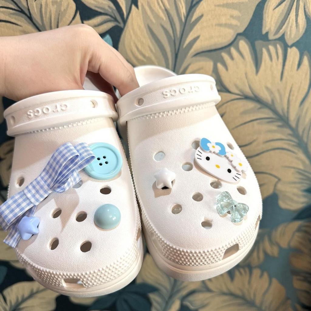 Hello Kitty Crocs Cute Cartoon Shoe Charms: DIY Detachable Decorations