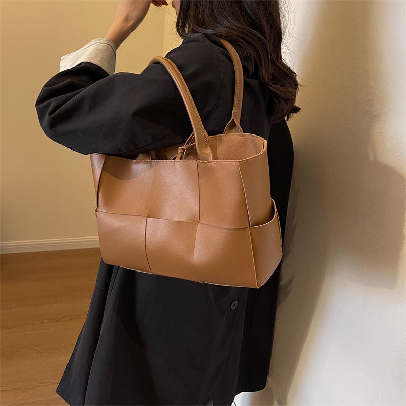 Borsa a Trama da Donna Primavera 2025 - Borsa a Spalla Versatile di Grande Capacità