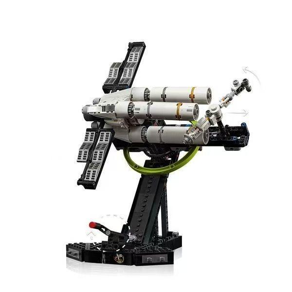 The Cheapest Moc 2026 Moc 830pcs New Extreme Aerospace Model Suitable for Adults and Children's Birthday Gifts Christmas Gifts