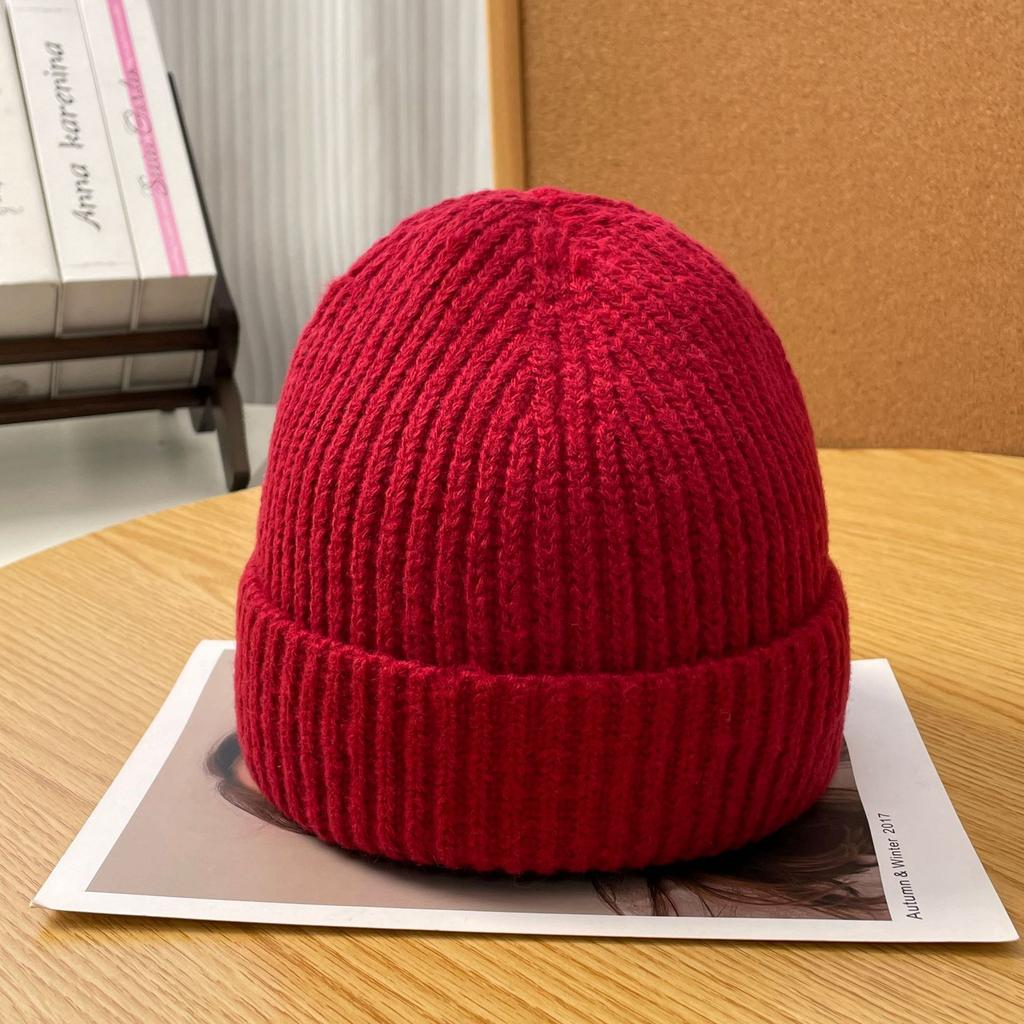 Winter All match Warm and Ear protecting Solid Color Light Plate Knitted Hat with Big Head Circumference and Face Shaping Small Cold Hat