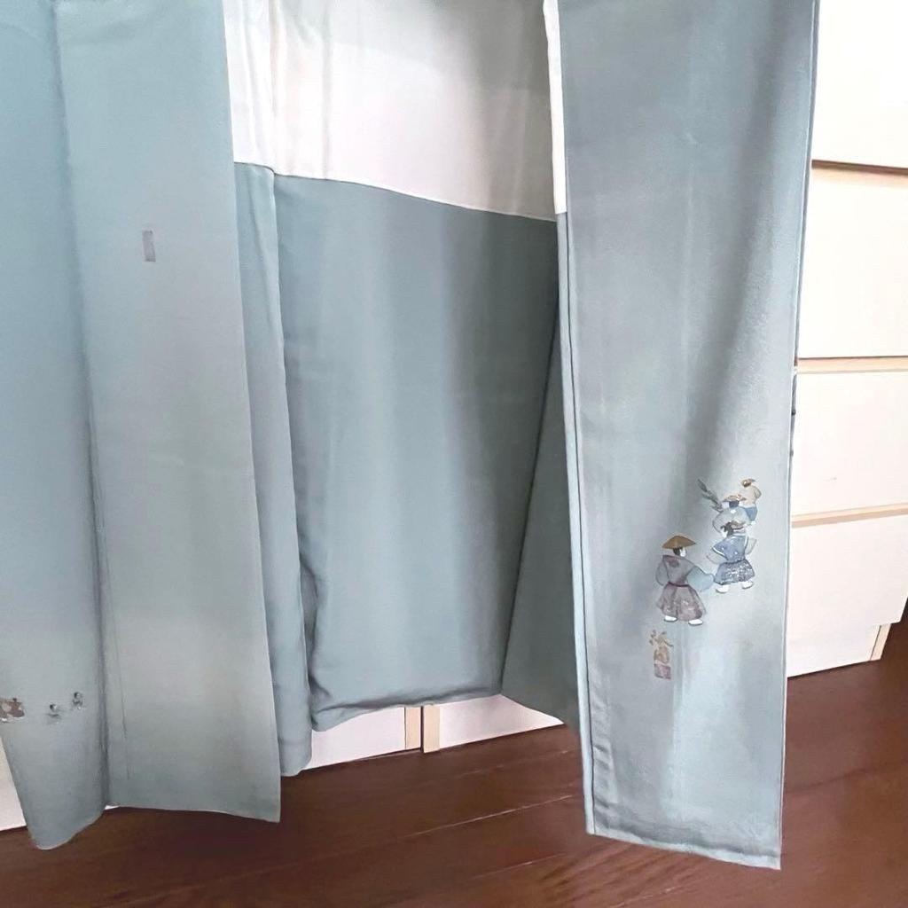 Used Pale green kimono, human pattern, Japanese pattern, Japanese clothes, retro, antique, vintage