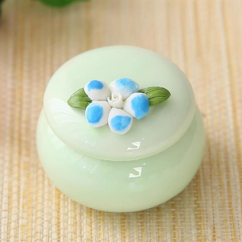 

2PCS Handmade Flower Ceramic Fragrance Jar Mini Rouge Box Fragrance Powder Sealed Jar Face Cream Bottle Powder Packaging Jar