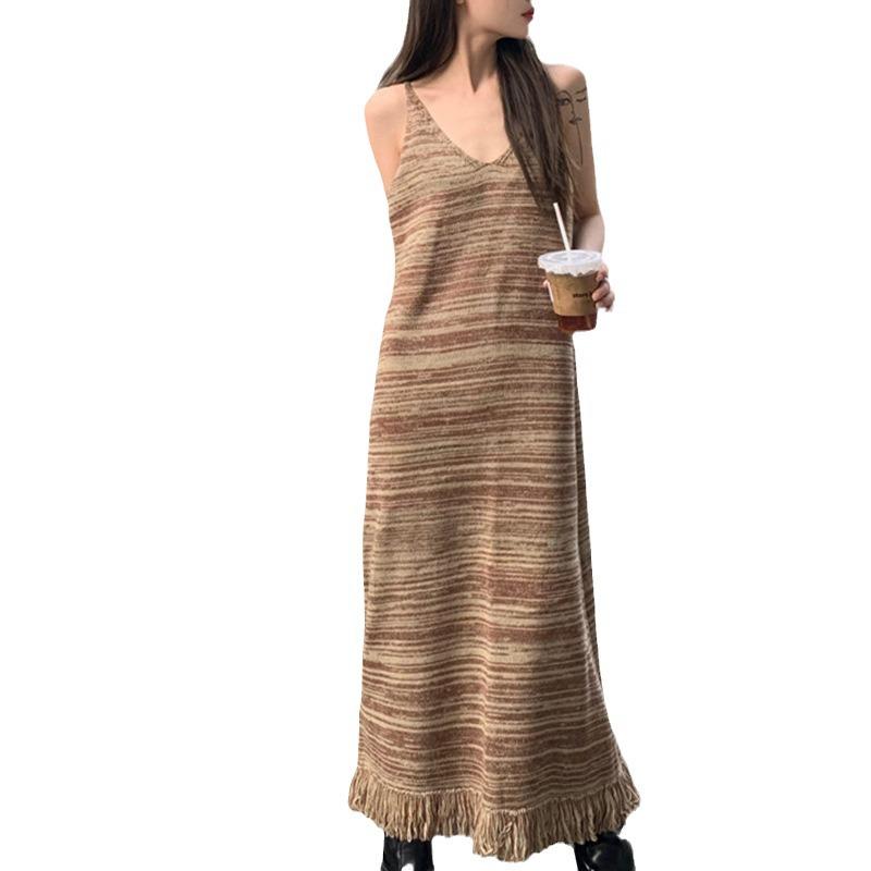 Spicy Girl Retro Tassel Knitted Camisole Dress - Loose Mid-Length for Spring, Summer, Autumn